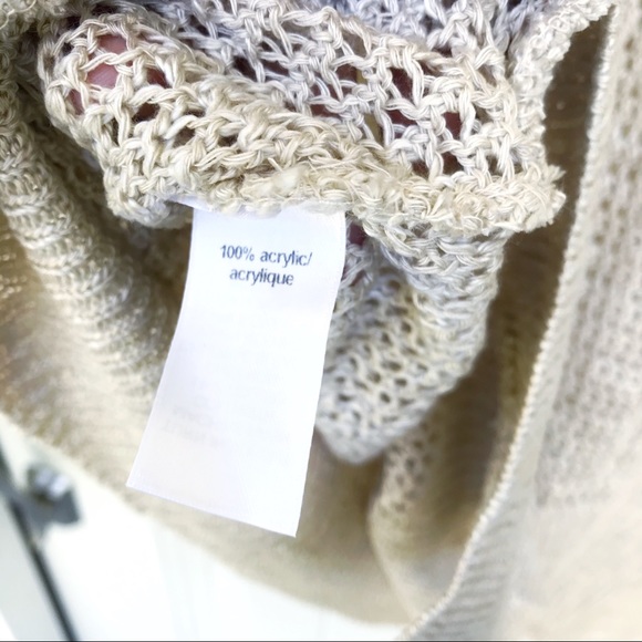 🌸 NWOT Maurices cold shoulder sweater cream - Picture 6 of 7